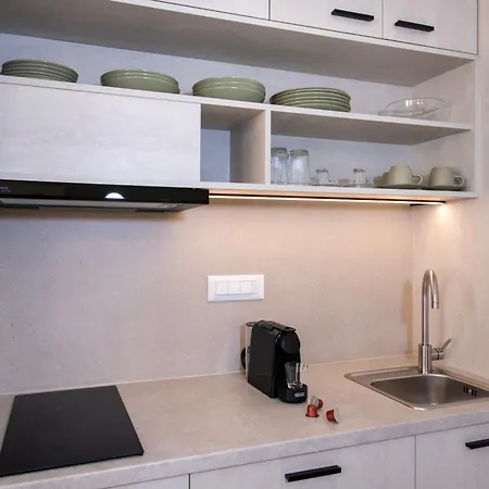 Bow Complex Apartment- In The Heart Of Old Harbour