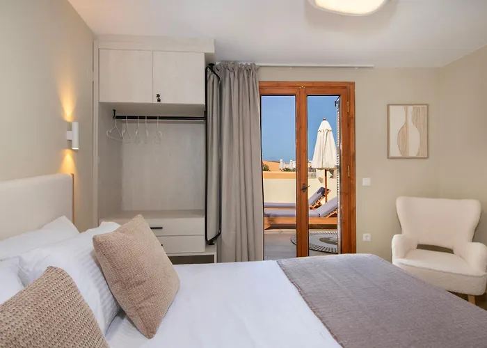 Appartement Bow Complex Apartment- In The Heart Of Old Harbour *