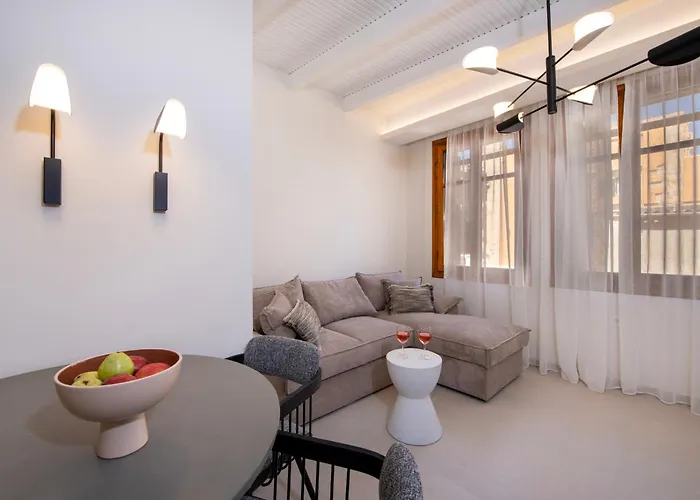 Bow Complex Apartment- In The Heart Of Old Harbour Appartement *