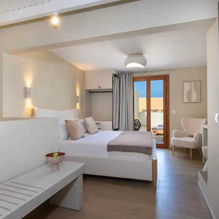 Bow Complex Apartment- In The Heart Of Old Harbour Апартаменти Ханья (Крит)